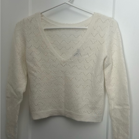 Dynamite Sweaters - White Dynamite sweater